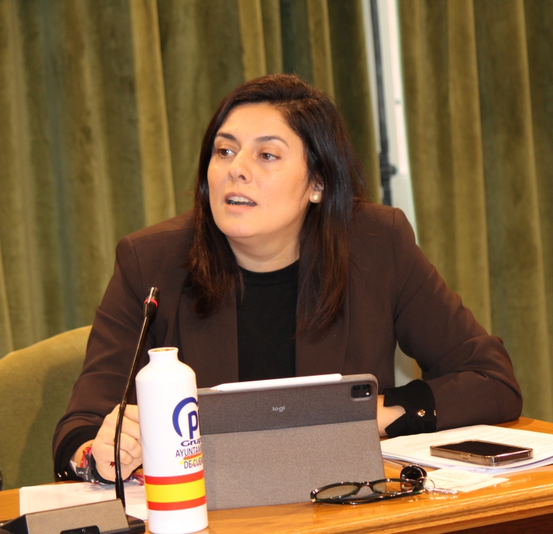 6a02fd219e445.jpg